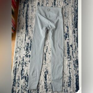 Vuori Chilled Out Performance Leggings